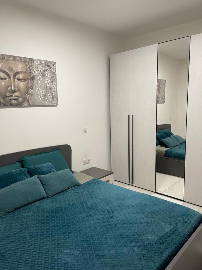 Zen Apt In The Heart Of Malta Ta Xbiex Bagian luar foto
